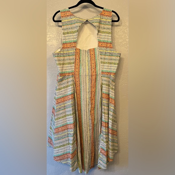 Dress - midi size 2 - Picture 4 of 10